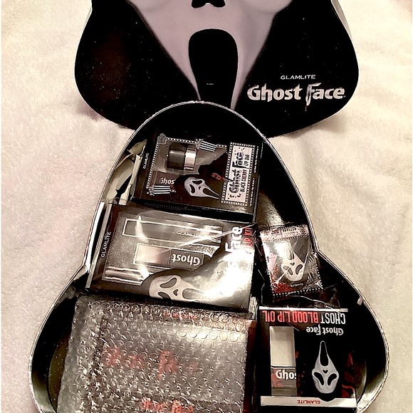 BNIB Glamlite GHOST FACE Face Makeup Set with PR Box - Picture 4 of 15